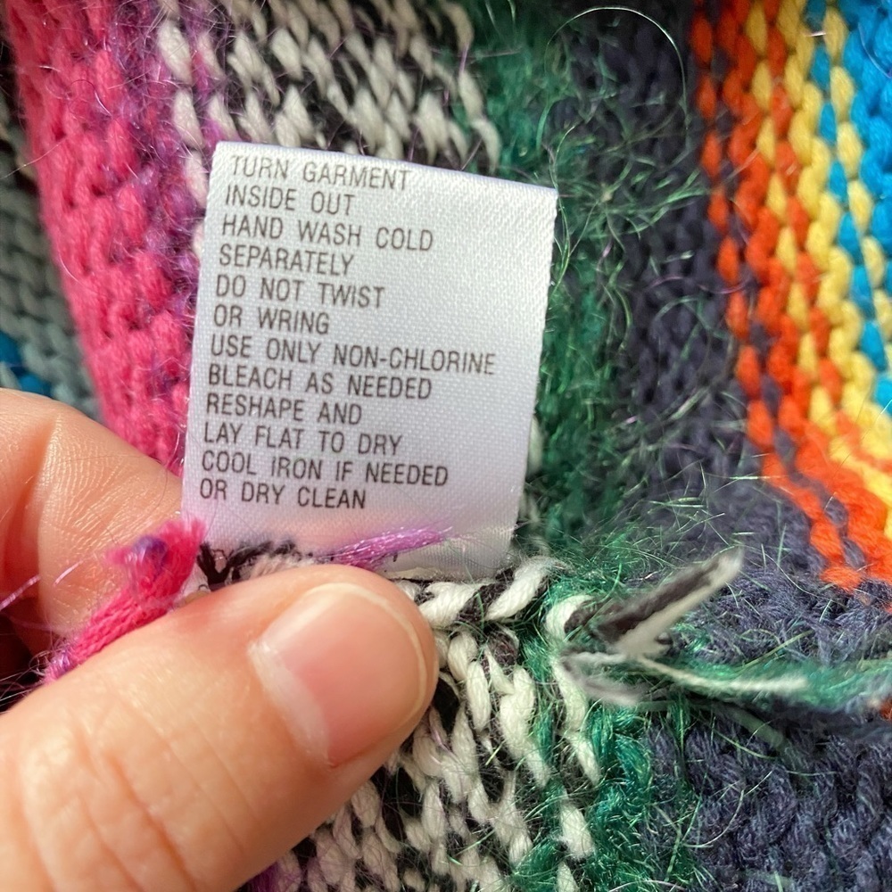 Northern Isles rainbow sweater striped womens size medium crew neck - Picture 7 of 12